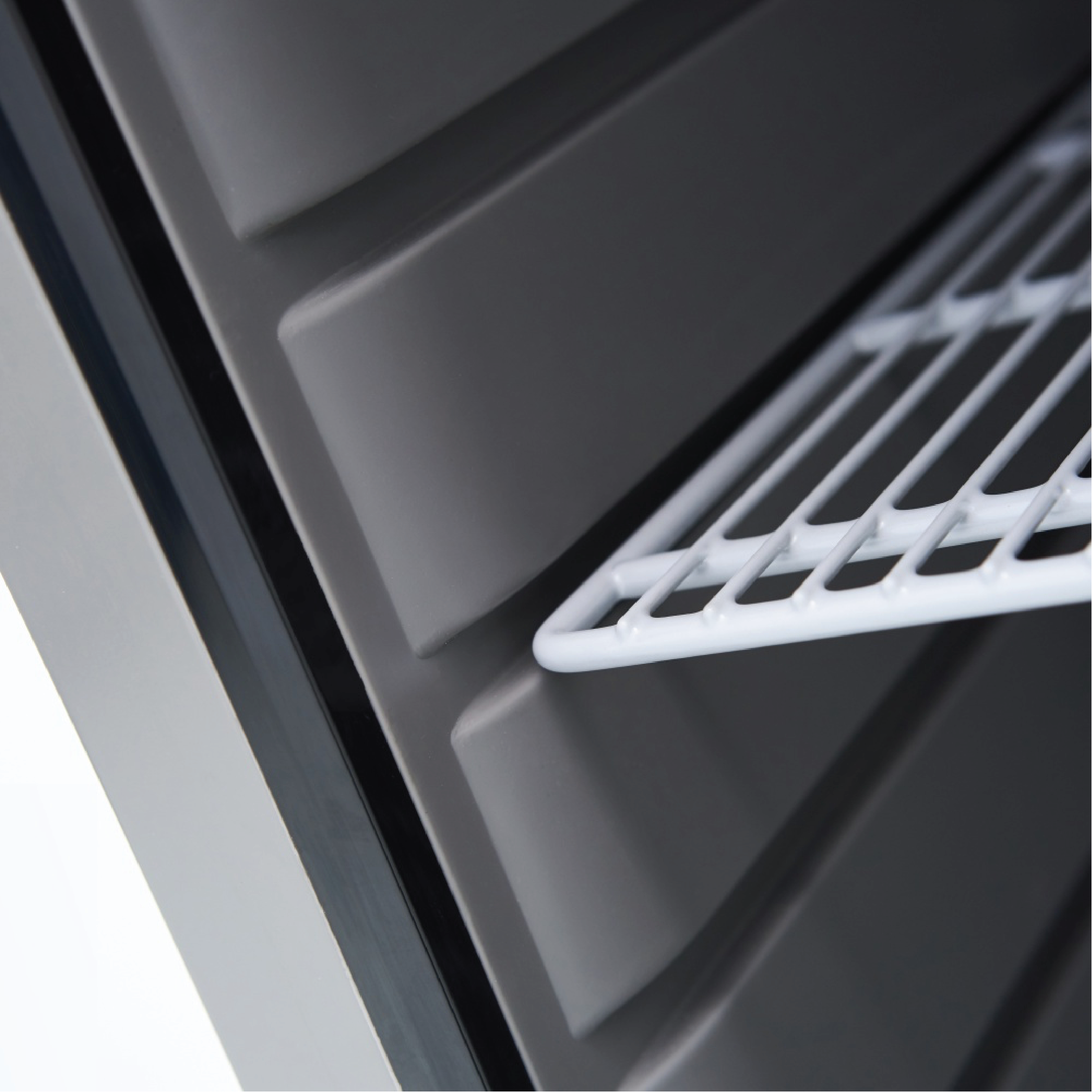 Upright Freezer 120L – PolarCab - Image 3